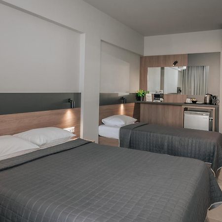 Elizabeth Queen Luxury Rooms Paralia Katerinis Exterior photo