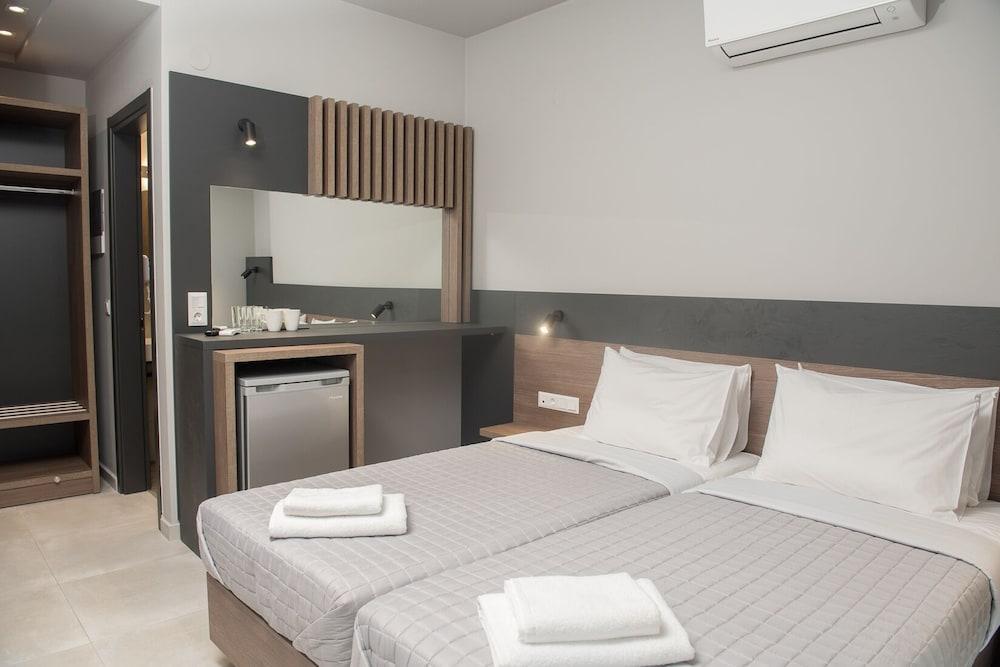 Elizabeth Queen Luxury Rooms Paralia Katerinis Exterior photo