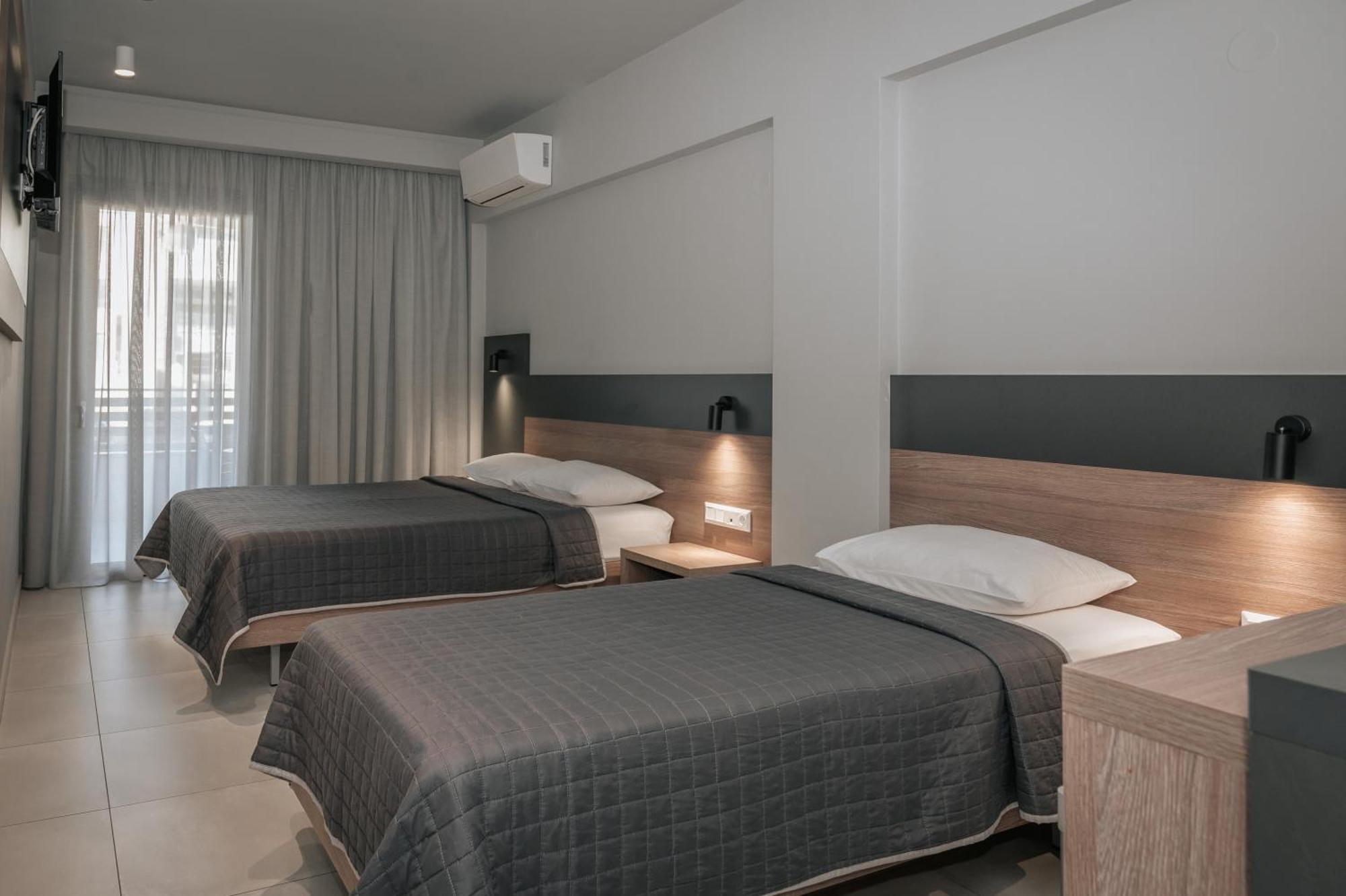 Elizabeth Queen Luxury Rooms Paralia Katerinis Exterior photo