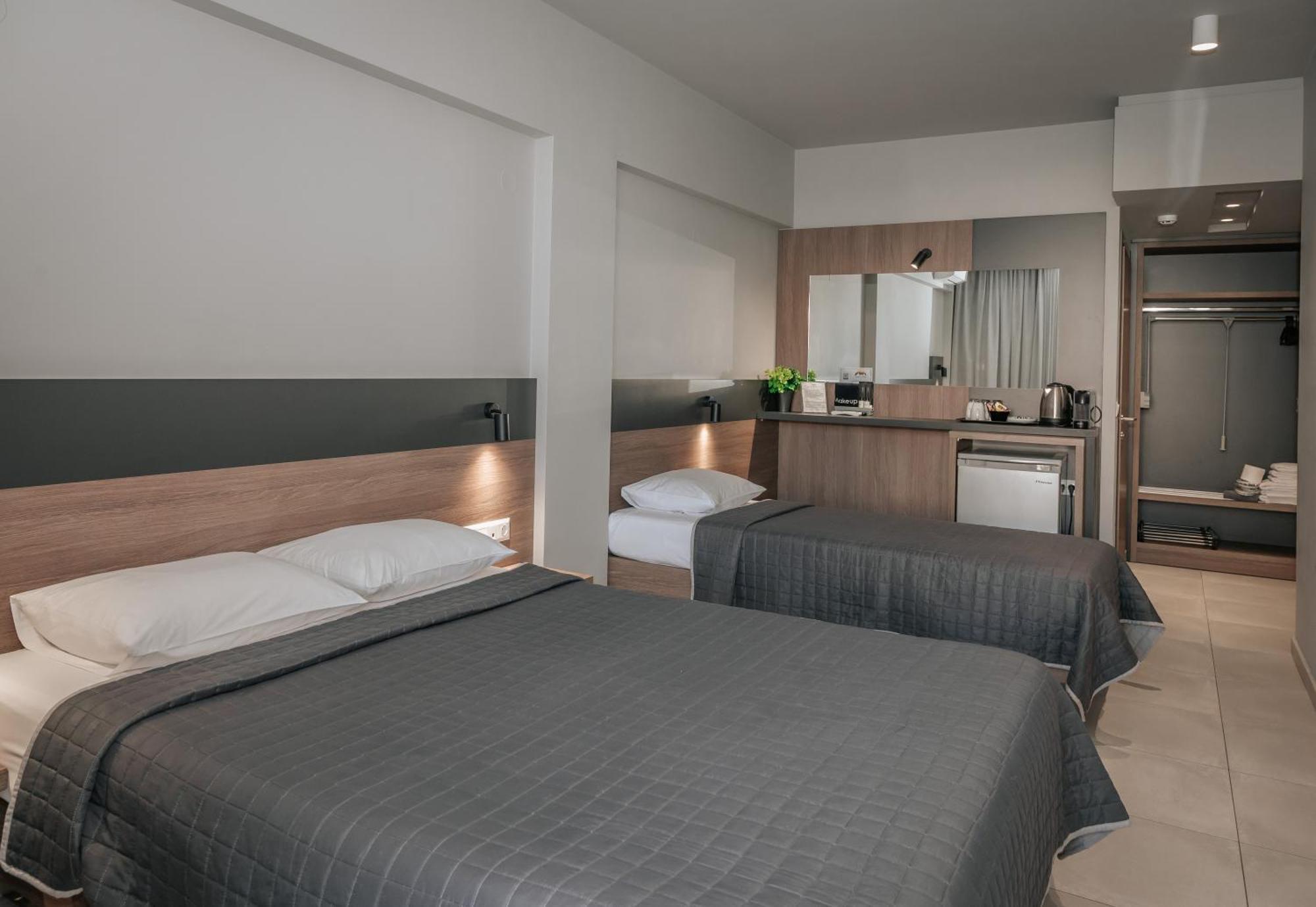 Elizabeth Queen Luxury Rooms Paralia Katerinis Exterior photo