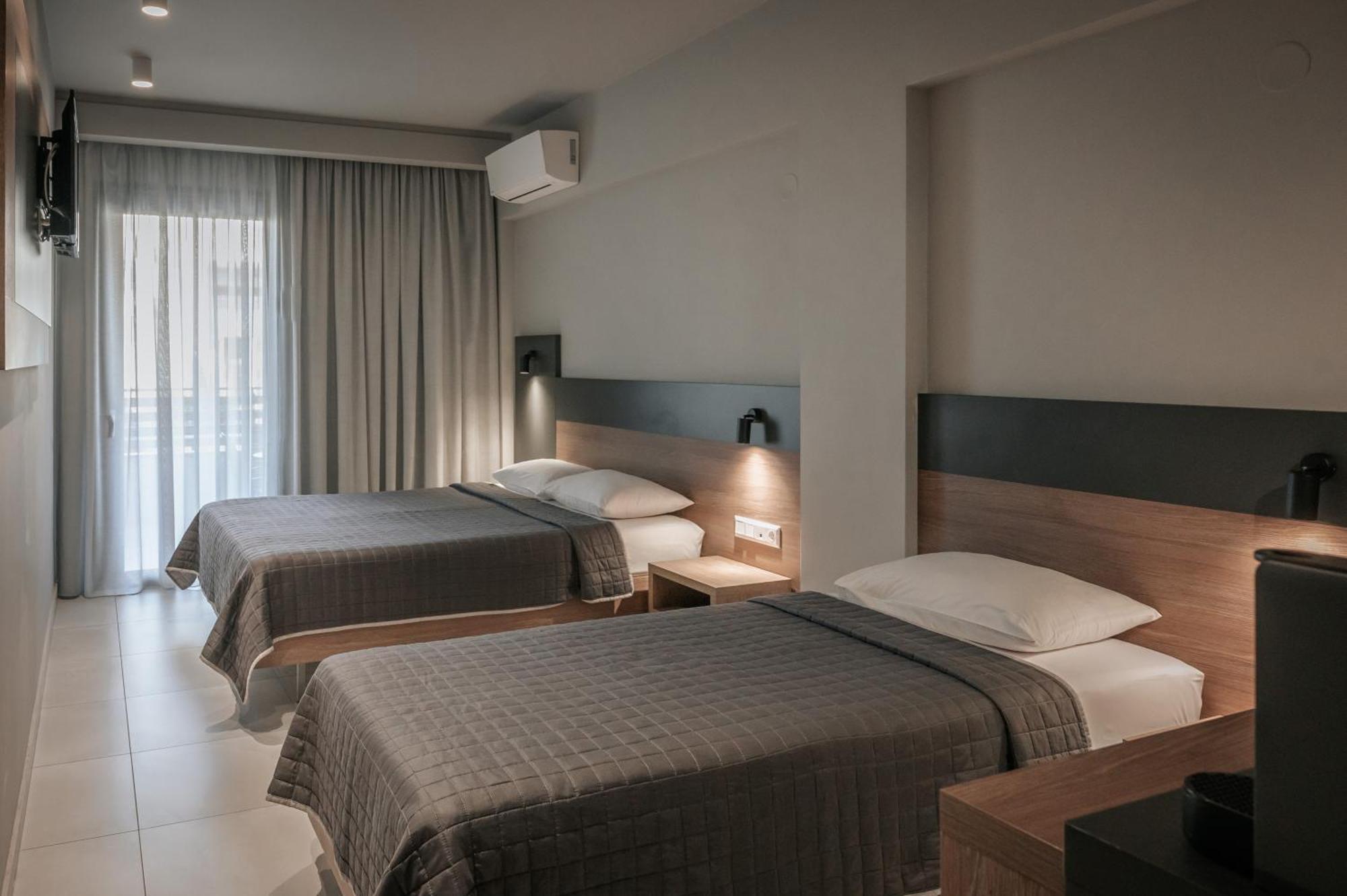 Elizabeth Queen Luxury Rooms Paralia Katerinis Exterior photo